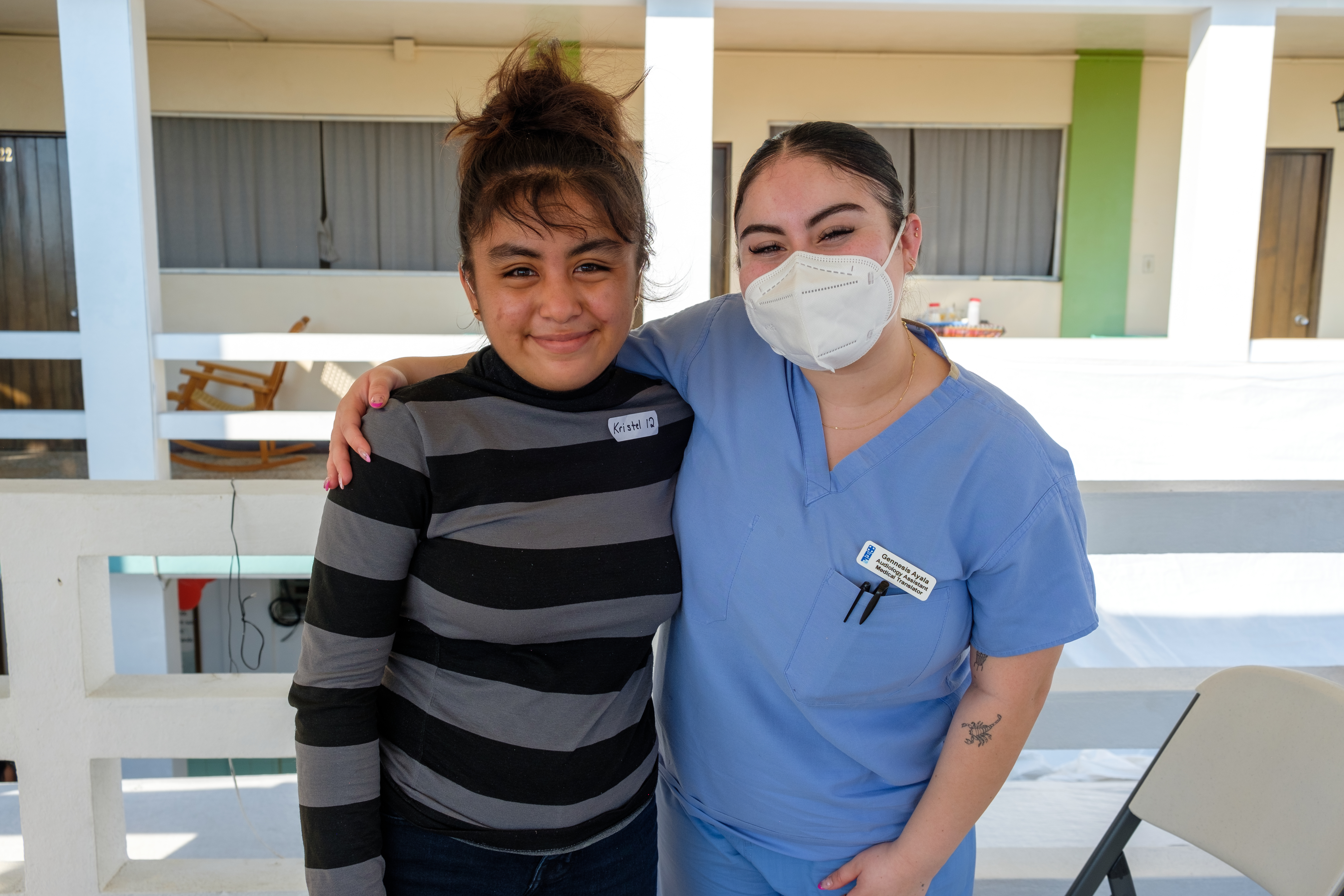Gennesis Ayala in a community audiology setting
